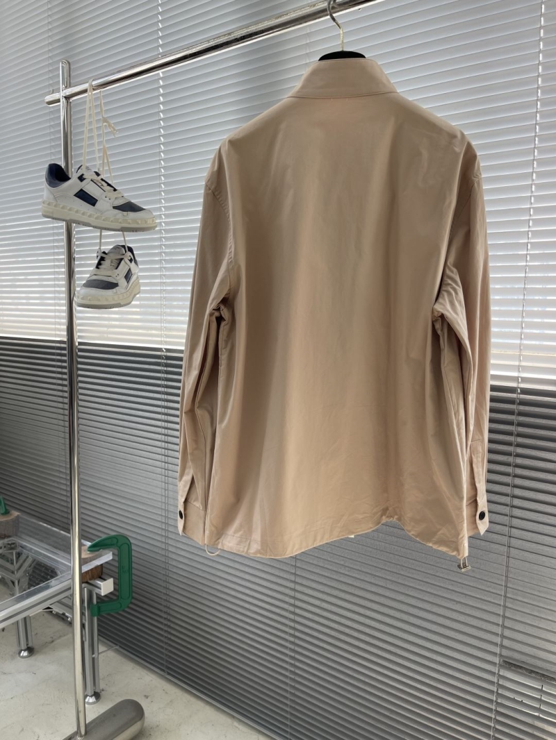 chr1st1an D10r outwear